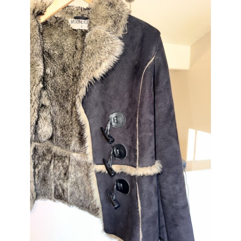 Vintage Women's Faux Sheepsking w/ Faux Fur Lining & Toggle Button Closures