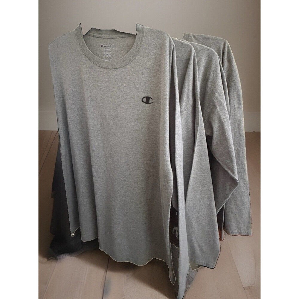 Champion Authentic Men’s Long Sleeved Tshirt With Embroidered Logo XL