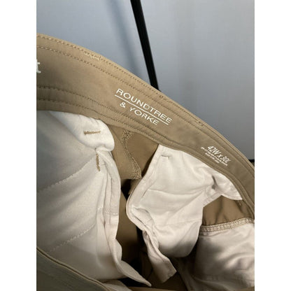Roundtree & Yorke Men's Khaki Chino Pants 42x30 Straight Fit