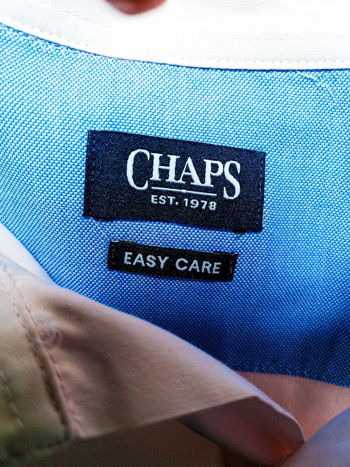 CHAPS pink flamingo shirt A3-072 - CHAPS Easy Care neck label