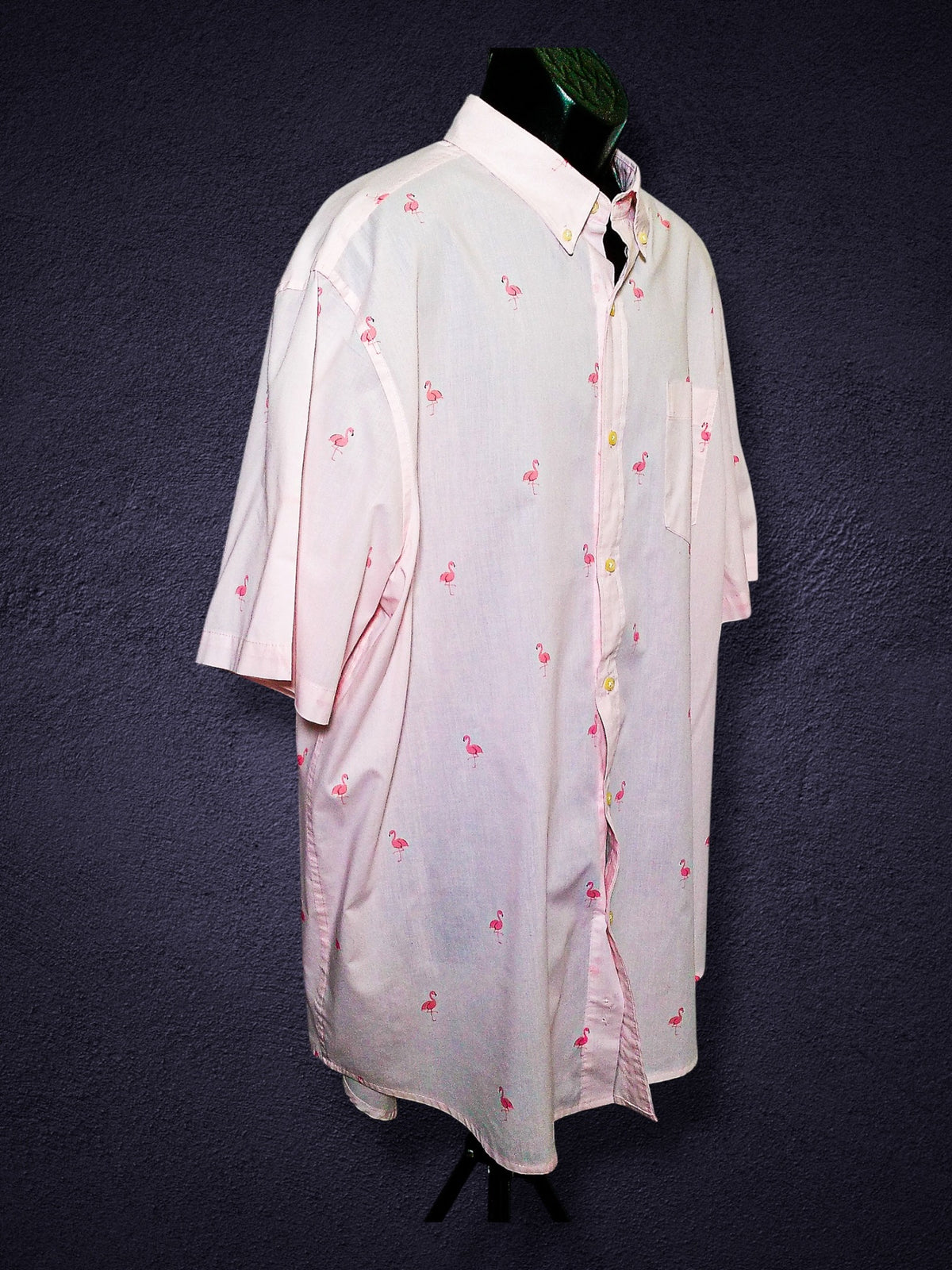 CHAPS pink flamingo shirt A3-072 - Right angled front view