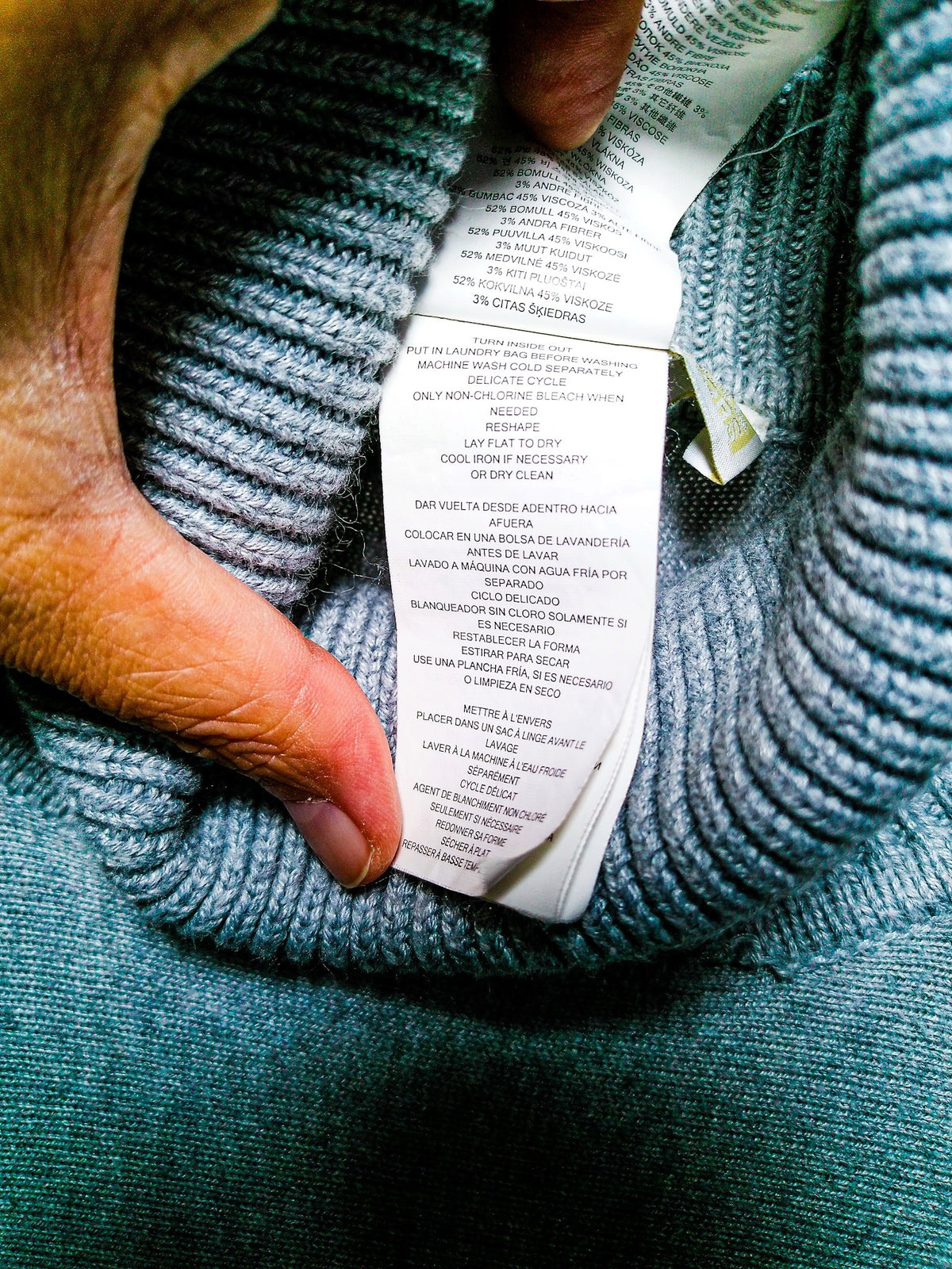 Fiber composition and washing instructions label