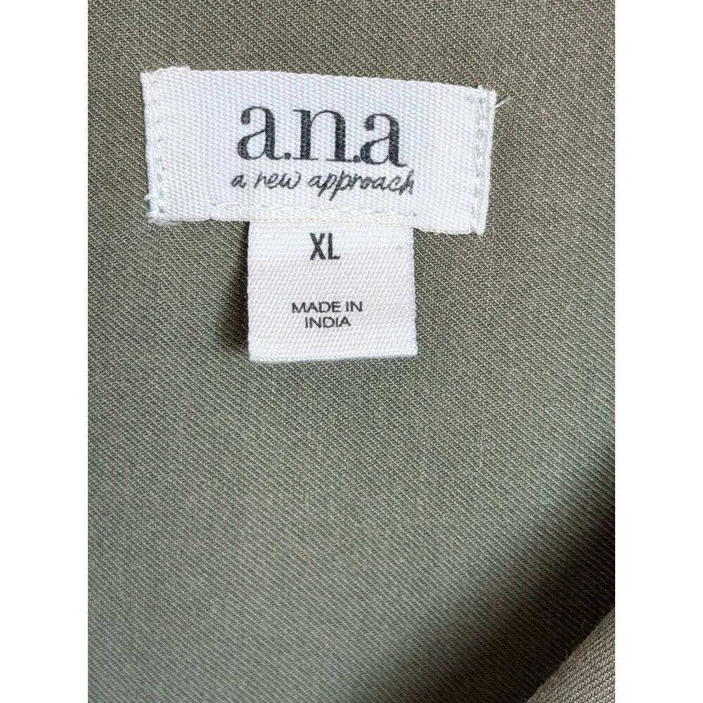 A.N.A. Women's Long-Sleeved Button Down Olive Green Collared Women's Blouse XL