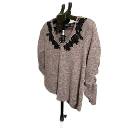 Adrienne Vittadini Mauve Lace Applique Top Size L